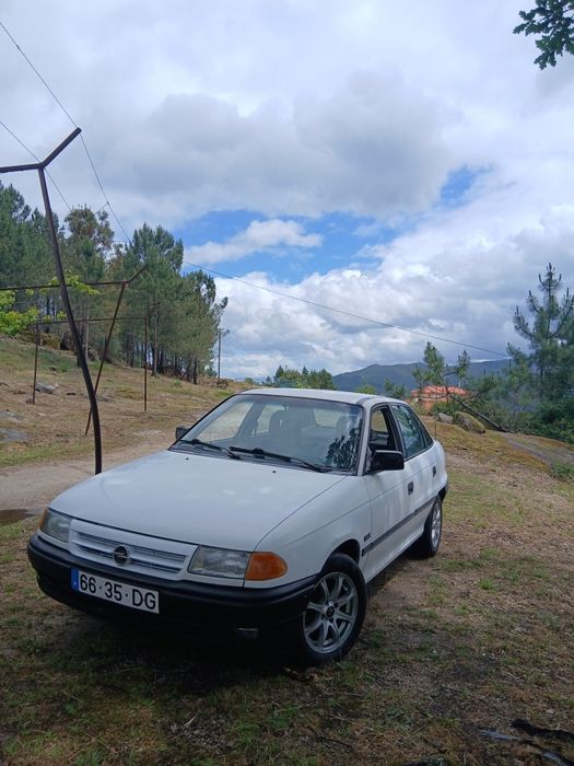 Vendo opel corsa