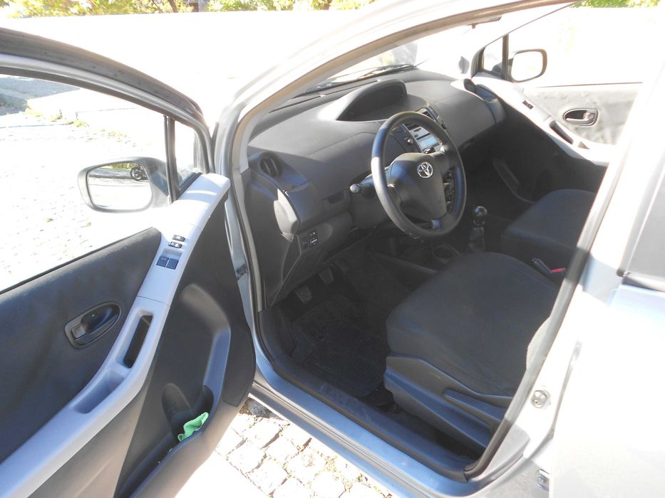 TOYOTA  YARIS  1.4  SOL  D-4D   90 Cv c/  AC  e  Filtro de Partículas