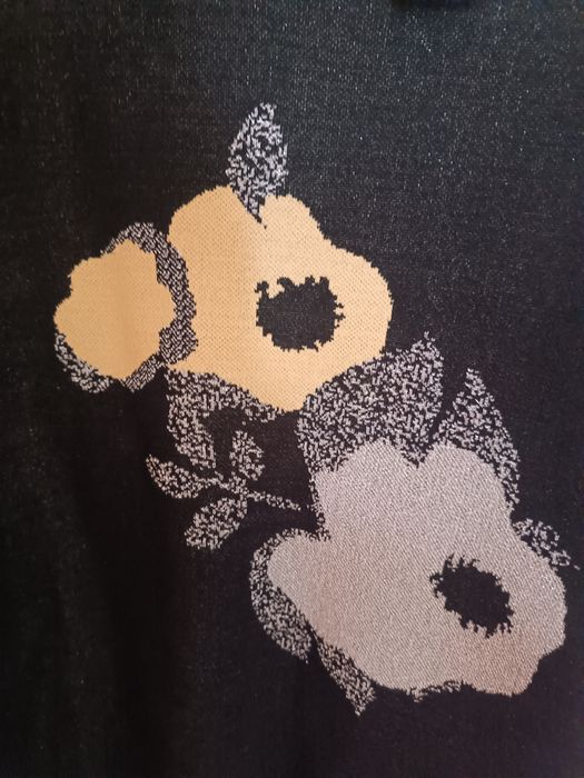 Продам шикарный свитер Испания- не дорого