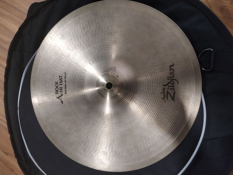 Pratos Zildjian Avedis