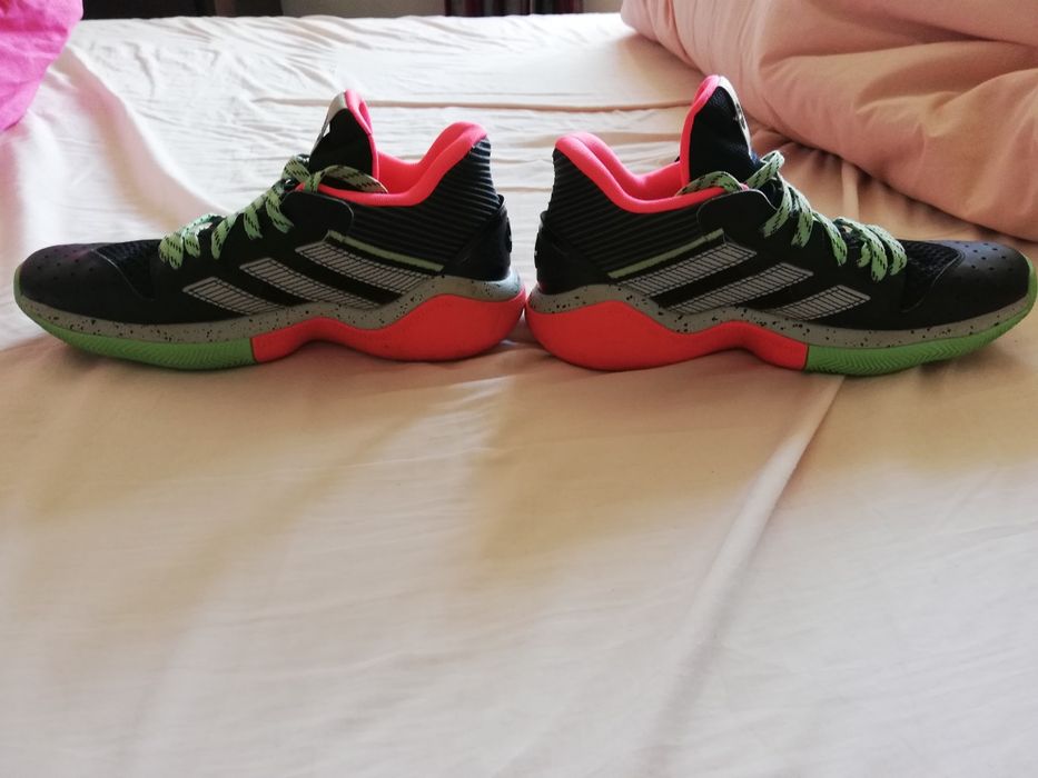 Sapatilhas Harden Stepback - Adidas (portes grátis)
