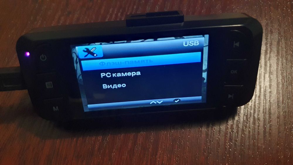 Видеорегистратор Aspiring GT11 з посиленим мiкрофоном iдеальний стан.