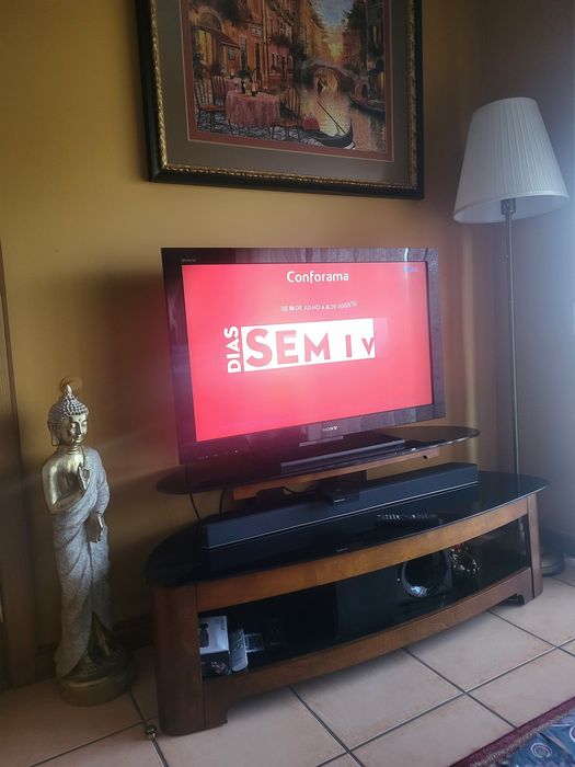 Móvel de TV em cerejeira