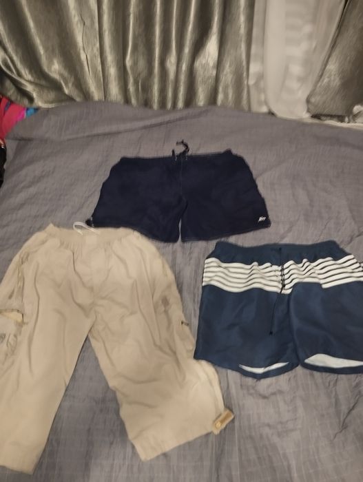Шорты летние фирменные р52.