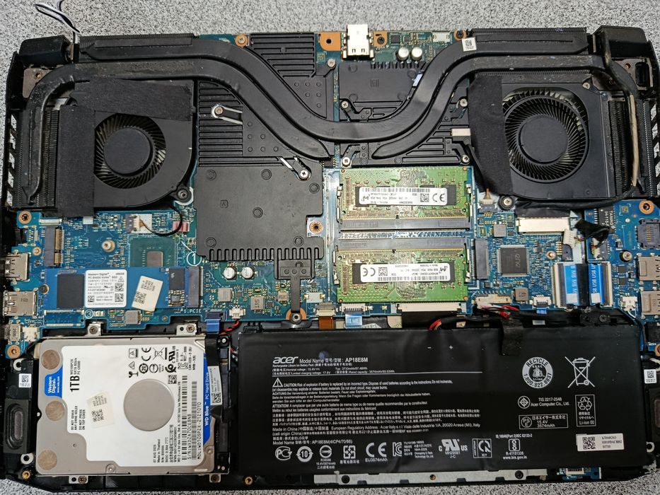 Ноутбук Acer AN515-55-56HV на запчастини. Ціна за батарею