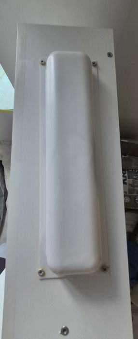 Тумба з підсвіткою та   дзеркалом для ванної кімнати