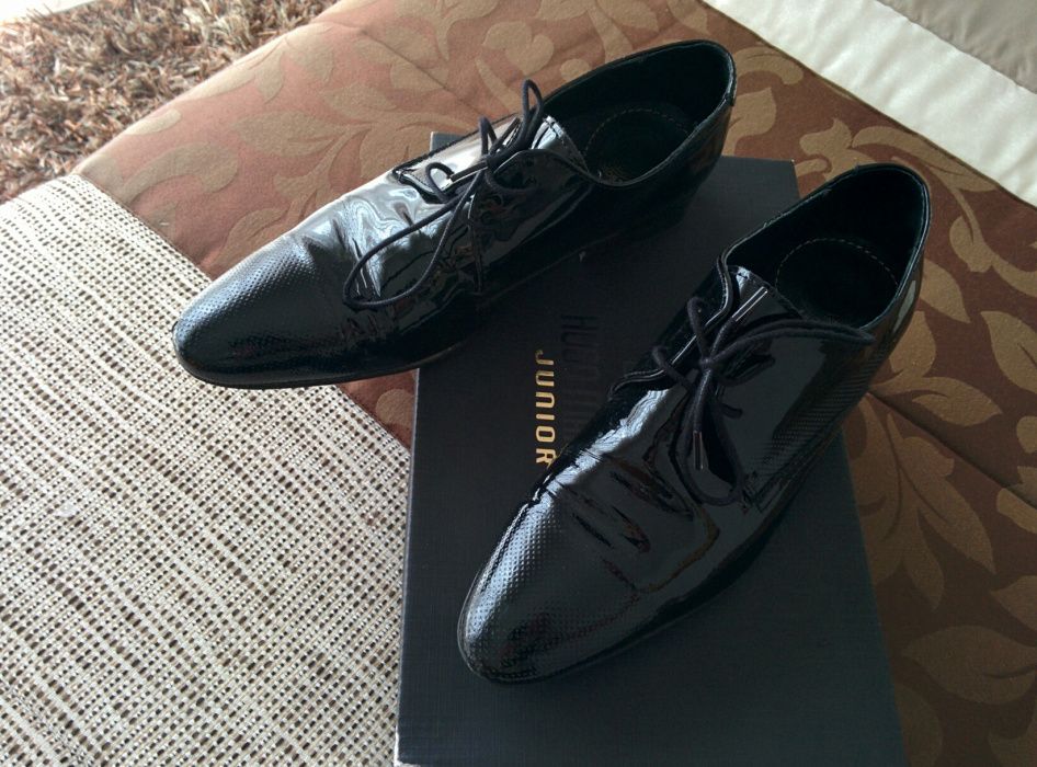 Sapatos de verniz preto n"35