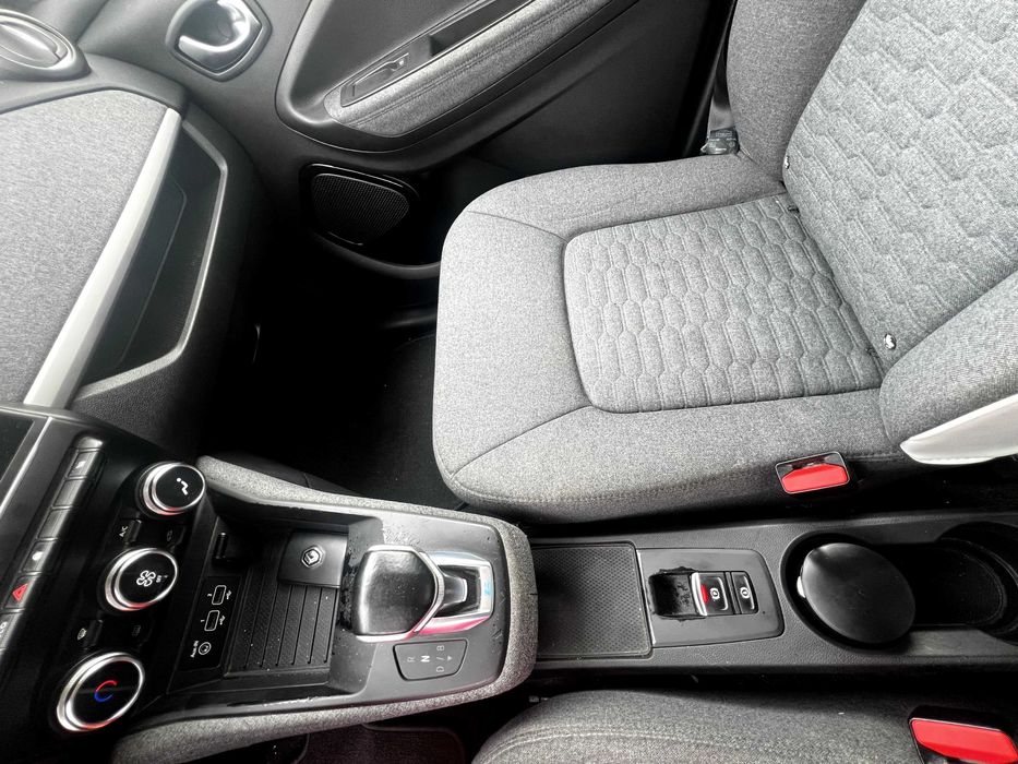 Renault Zoe (52 kWh e Bateria Própria) — IVA Dedutível