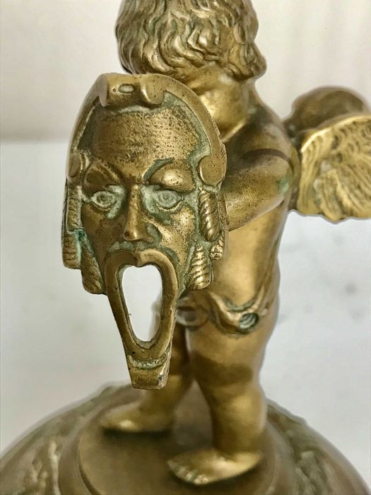 Скульптура Купідон зі щитом " Маска", бронза. Франція XIX ст.