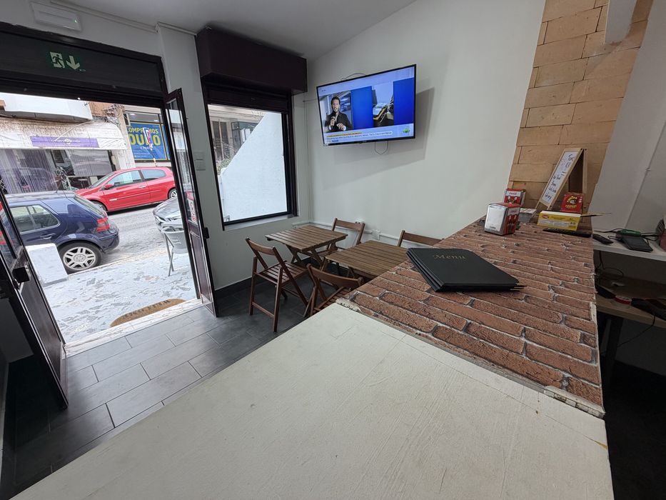 Hamburgueria e pizzaria