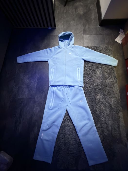 Dres nike nocta