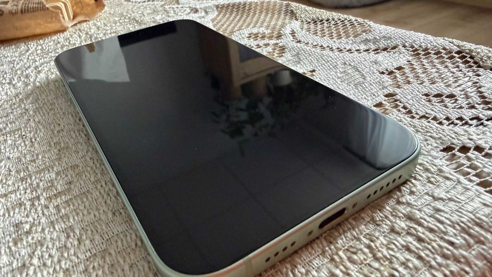 Sprzedam iphone 15 plus
