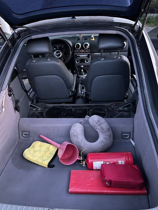 Продам AUDI  TT  1999
