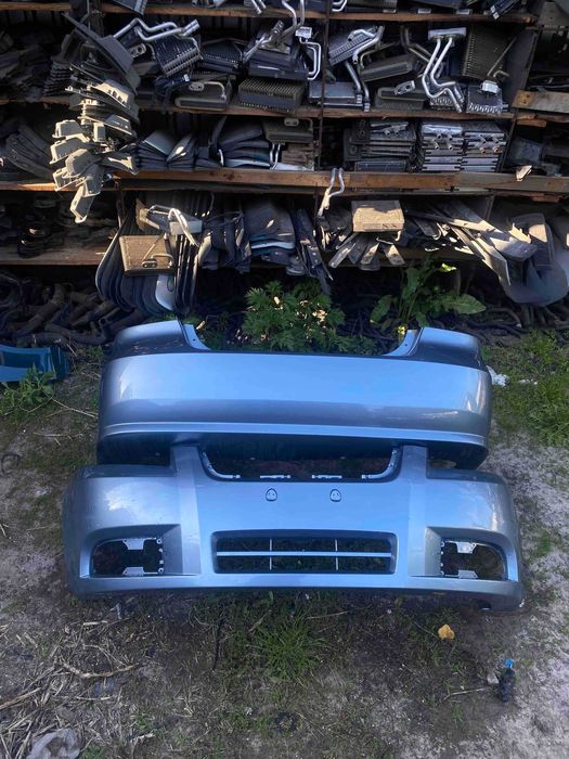 Бампер блакитний Шевроле Авео в гарному стані 05у Ціна одного