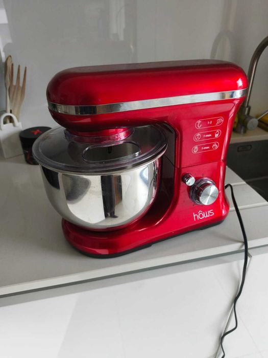 Batedeira Haws com taça e 3 accesorios