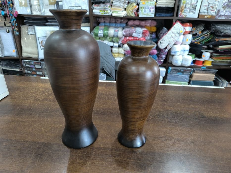 Duży brązowy wazon ceramiczny