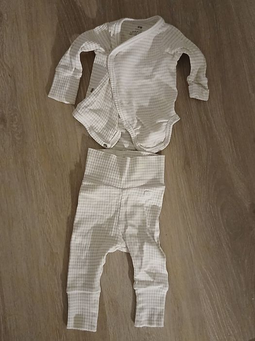 Komplet body i spodenki rozmiar 62