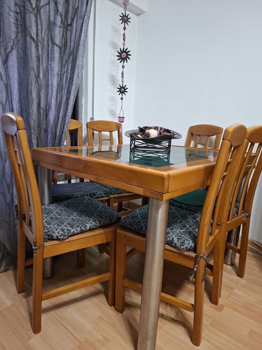 Móvel sala em cerejeira com 2 cristaleiras Mesa de sala em cerejeira e vidro +6cadeiras