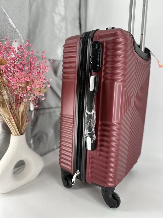 Nowa walizka kabinowa M - Galanteria Matejko