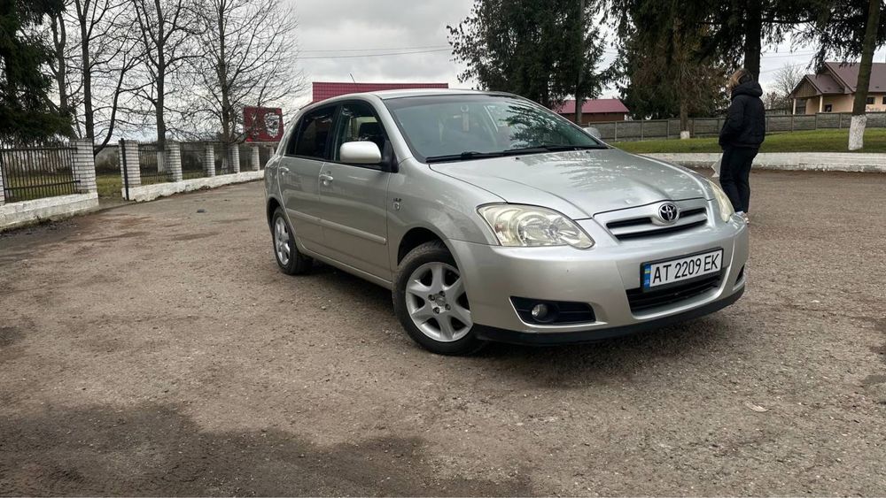 Toyota Corolla автомат