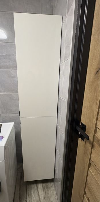 Szafka słupek biały wiszący