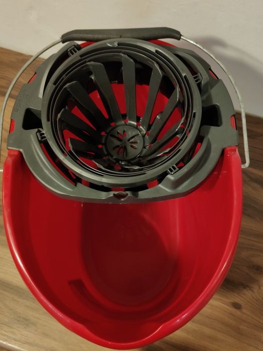 Wiadro z wyciskarką vileda