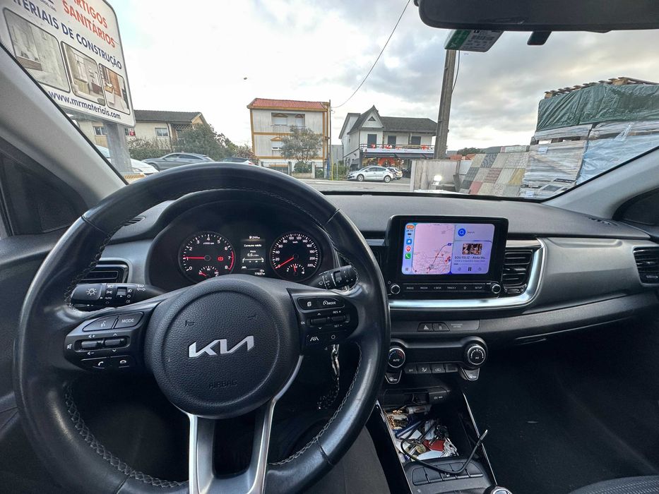 Kia Stonic 1.0 Turbo 2023 – Particular – Garantia Kia