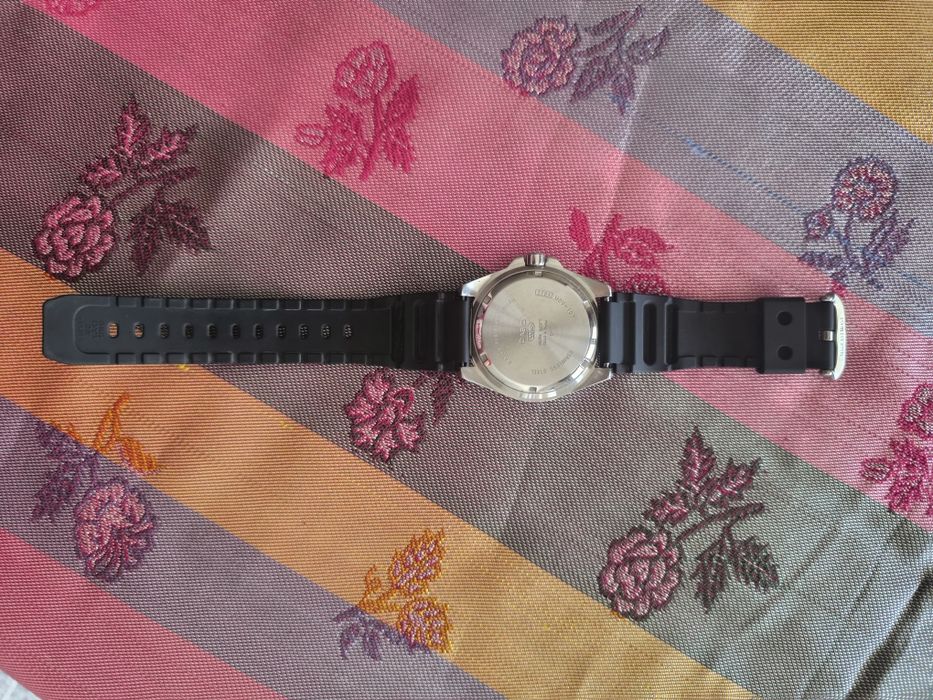 Casio mdv 107 (Duro)