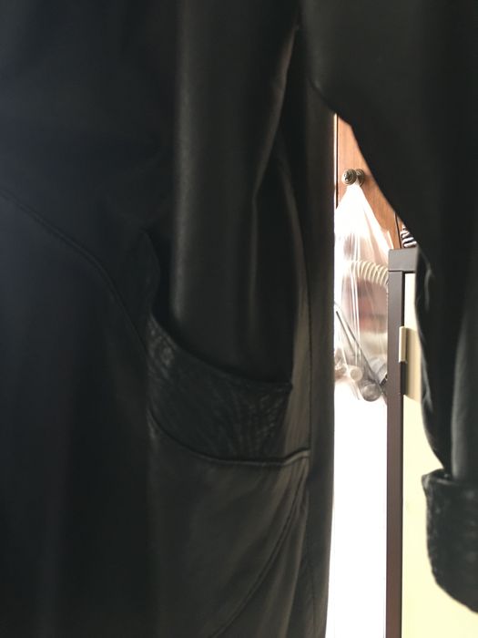 Casaco em cabedal novo