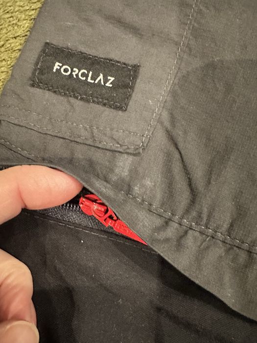 Spodnie trekkingowe Forclaz od Decathlon 36