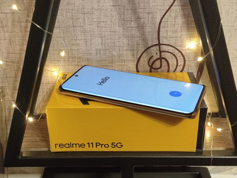 Телефон Realmi 11 Pro 5G 8/256Gb
