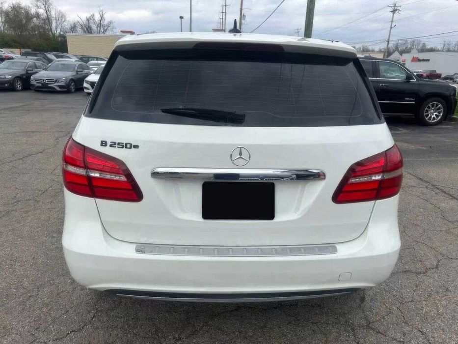 Mercedes-Benz b250      2017