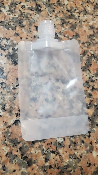 Embalagem de viagem recarregável