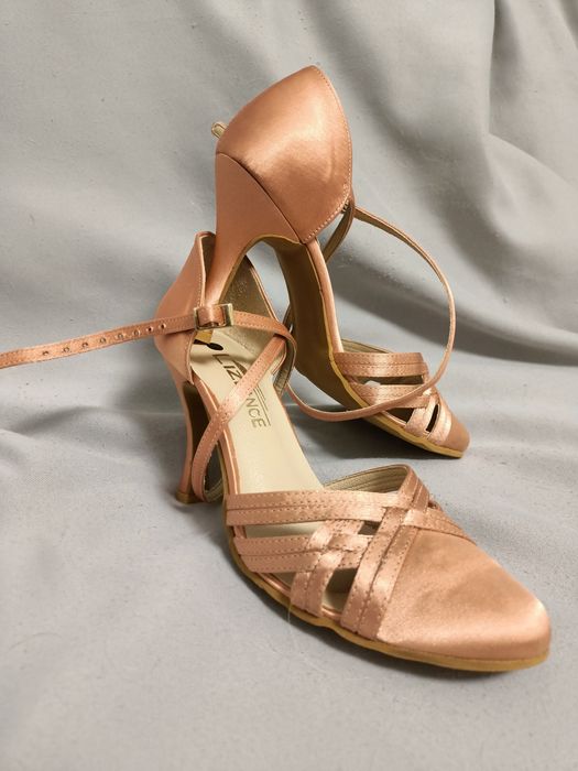 Buty taneczne Lizdance