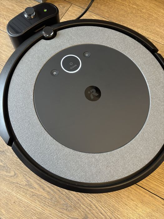 IRobot Roomba i3