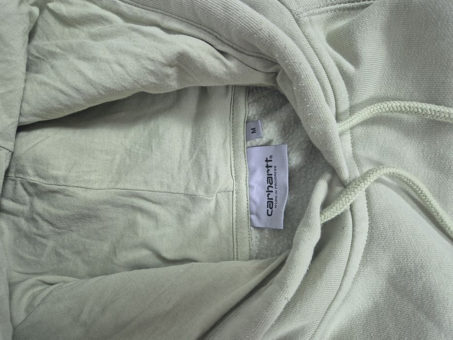 Męska bluza z kapturem carhartt w zielonym kolorze rozmiar M