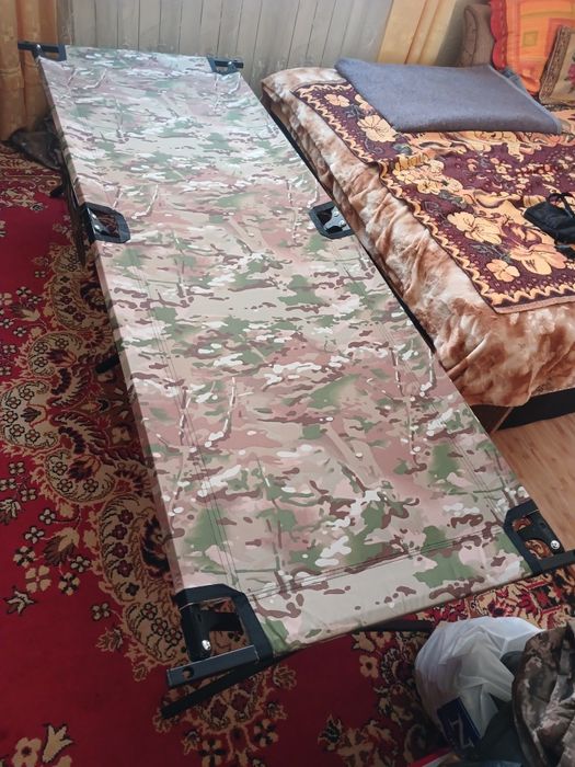 Посилена розкладачка до 200 кг, НОВА, з матрасом та подушкою
