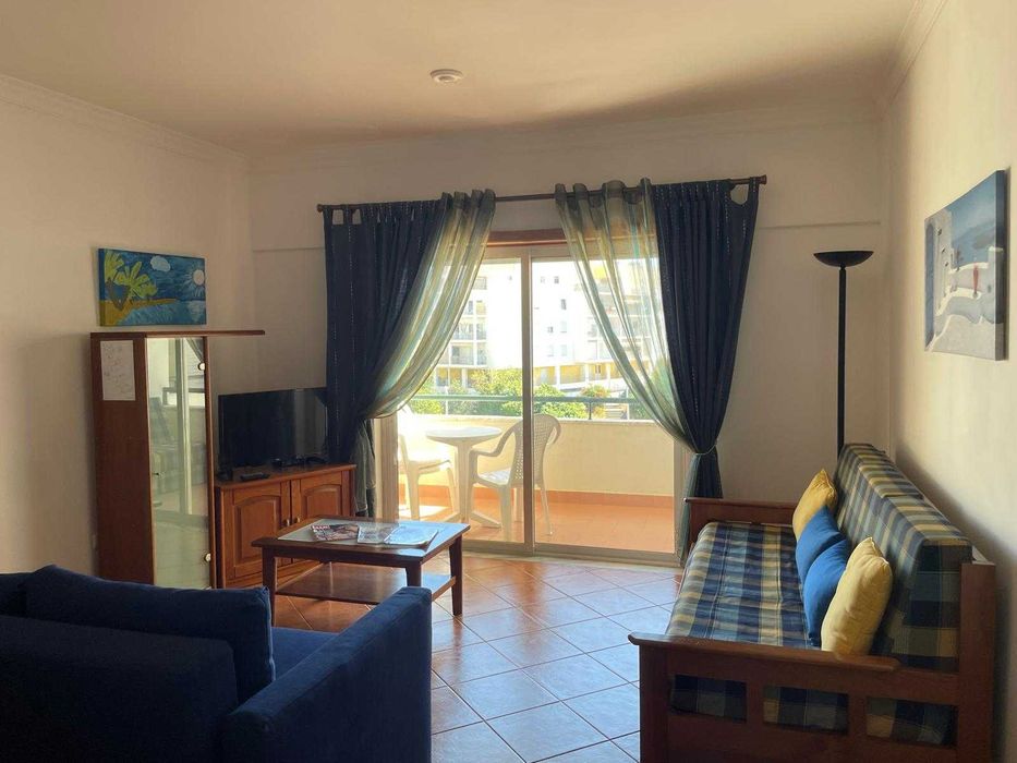 Férias Algarve Apartamento com Piscina | Armação de Pêra JUL/AGO RESERVADOS