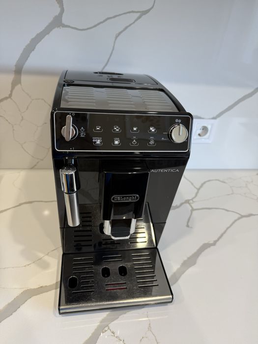 Кавомашина delonghi autentica