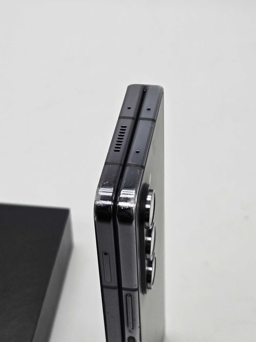 Смартфон Samsung Fold 5 12/1TB, з коробкою