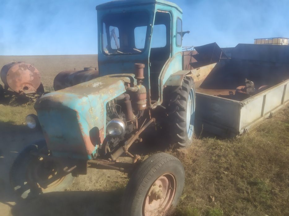Продам трактор Т-25