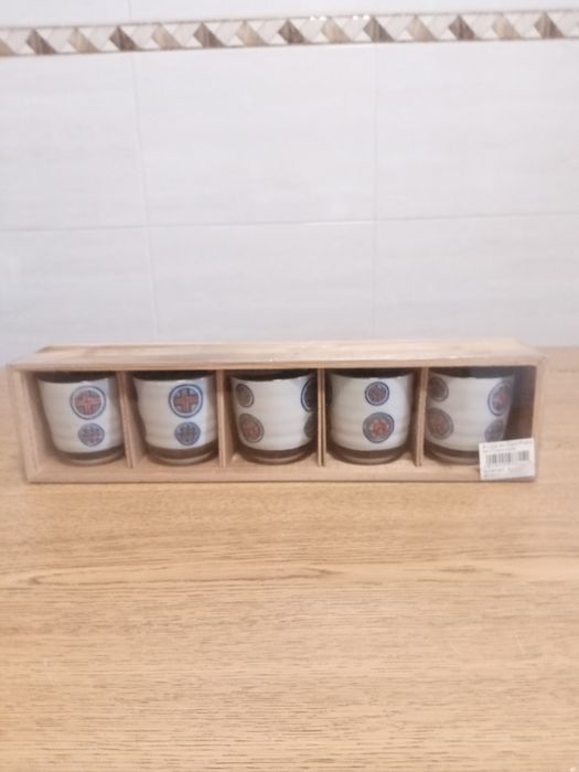 Chavenas de café sem asas