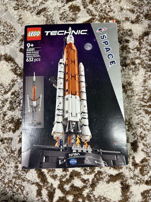 Lego Technic 42221 Nasa Artemis Space Launch System Rocket