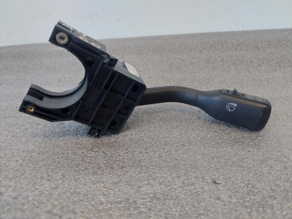 Manípulo do limpa vidros AUDI A4 Avant (8D5, B5)