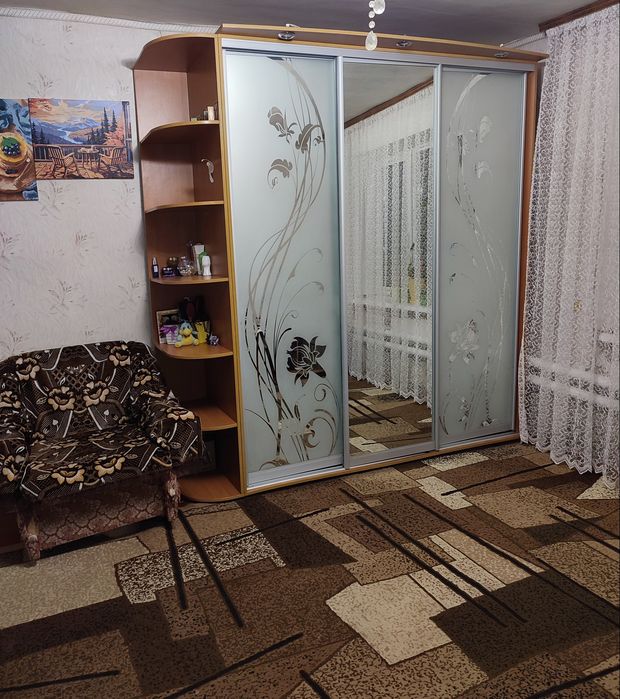 Продам в Харківській  обл, м.Балаклії 1/2 частку часного будинка