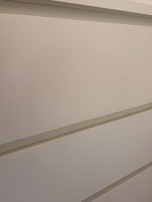Cómoda branca Ikea