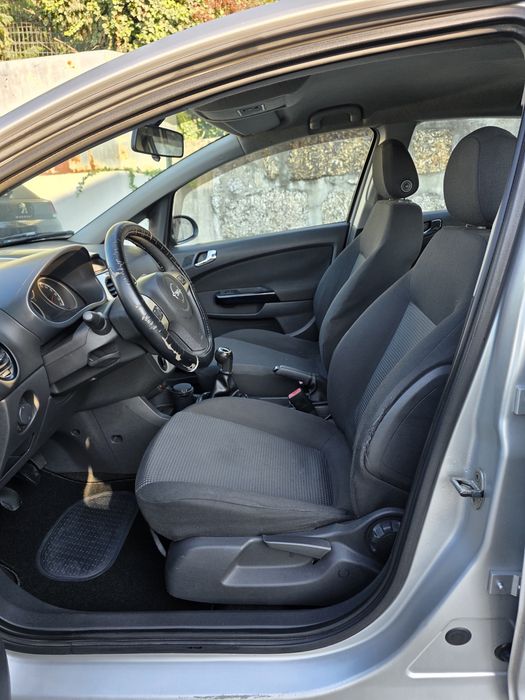 Opel Corsa — fotografia 7