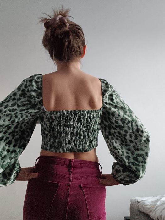 Bluzka hiszpanka nowa s