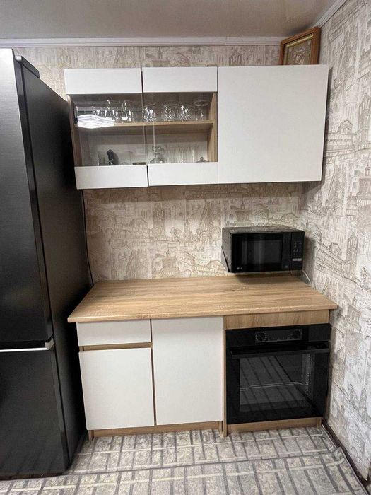 Власник!! !Продам кімнату в комуні, Черемушки!! Героїв Крут, біля ринку!