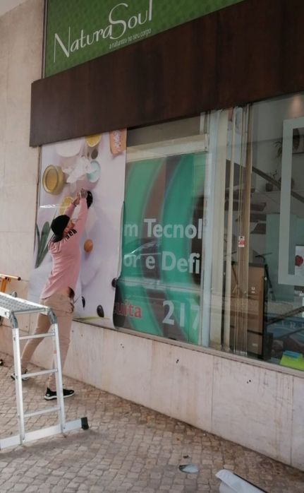 Serviços de aplicador de vinil